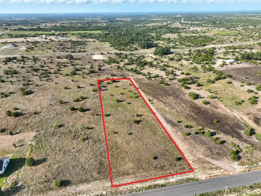 157 Gilmore Court, Lipan, TX 76462 - Image #2