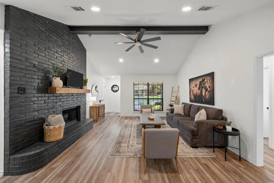 137 Bonham Drive, Hewitt, TX 76643 - Image #2