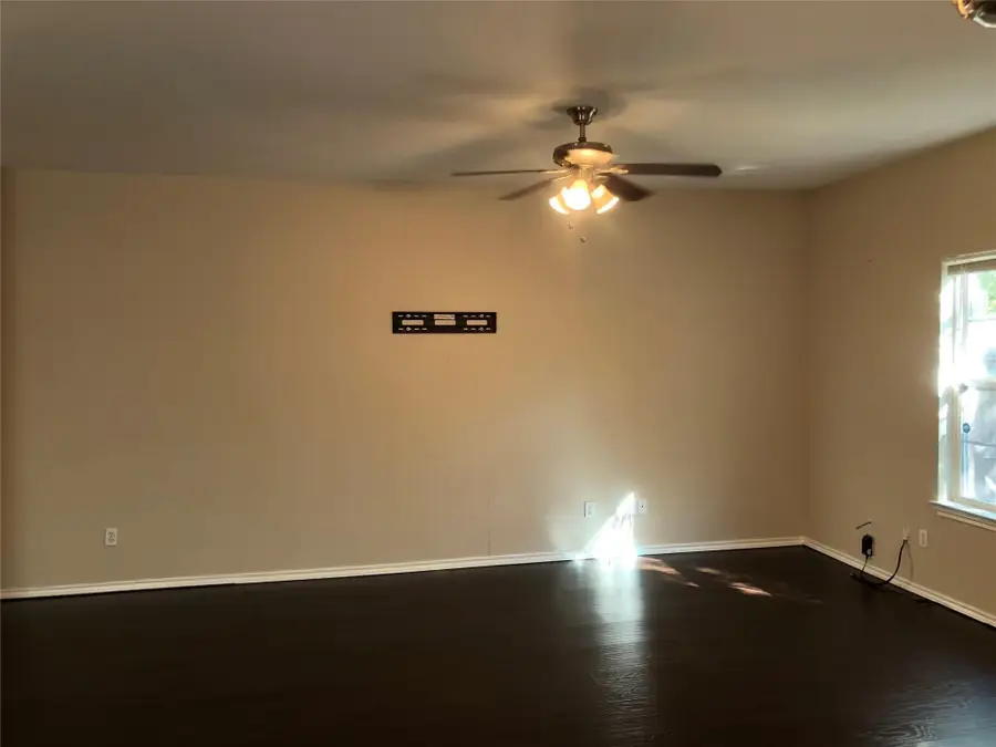 921 Parkplace Ridge, Princeton, TX 75407 - Image #3