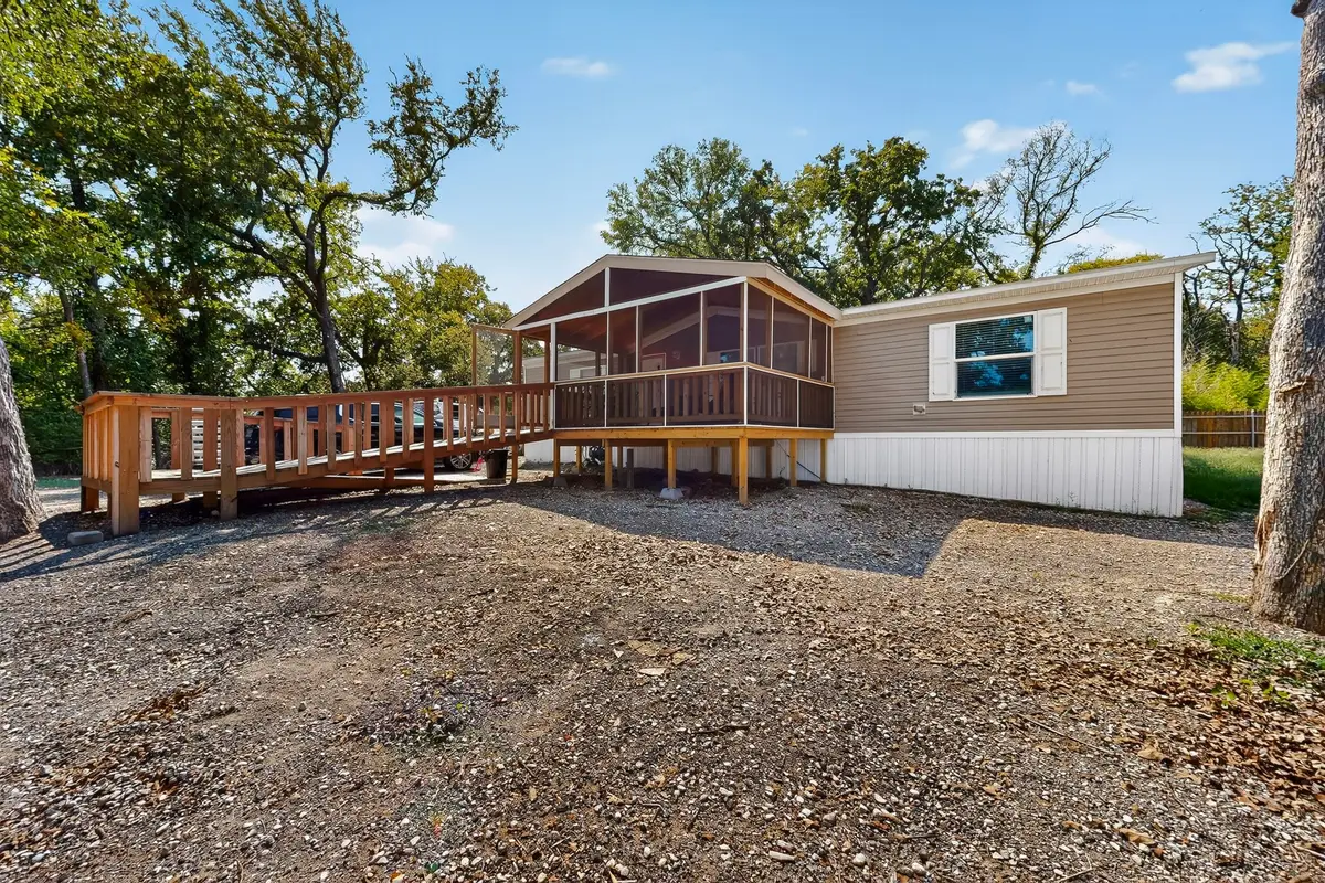 7219 Rucker Street, Azle, TX 76020 - Image #1