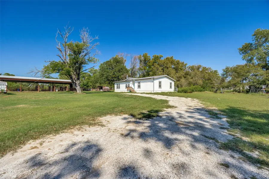 8999 Fm 678, Whitesboro, TX 76273 - Image #3