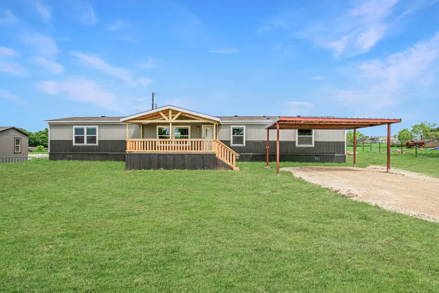 284 Pine Grove Road, Gordonville, TX 76245 - Image #2