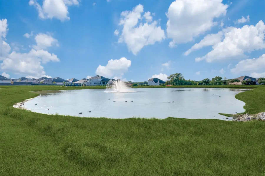 7609 Heritage Drive, Pilot Point Aubrey, TX 76227 - Image #3