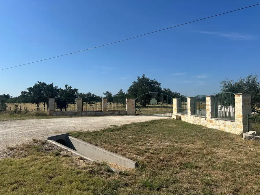 1815 Ranch Road 2597, Sonora, TX 76950 - Image #2