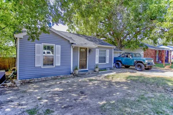 719 Sam Calloway Road, Fort Worth, TX 76114