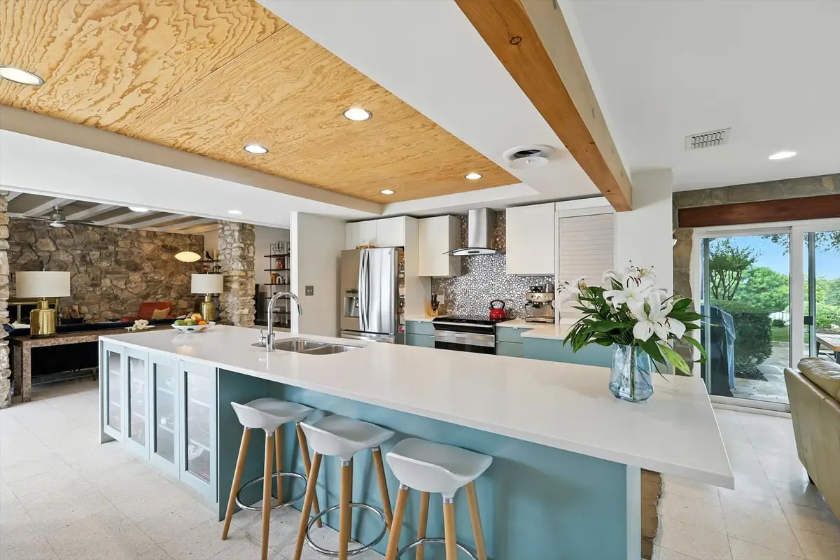 102 Bob White Avenue, Weatherford, TX 76086 - Image #1