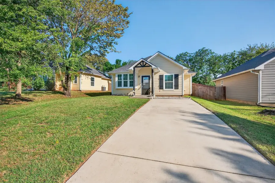 425 W Johnson, Denison, TX 75020 - Image #3