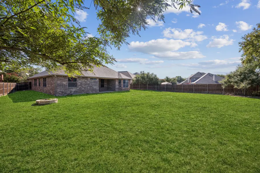 8109 Hickory Upland Drive, Fort Worth, TX 76131 - Image #2