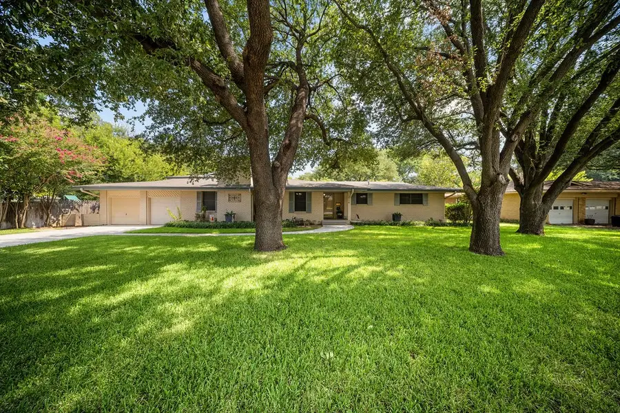 4716 Blaney Avenue, North Richland Hills, TX 76180 - Image #2