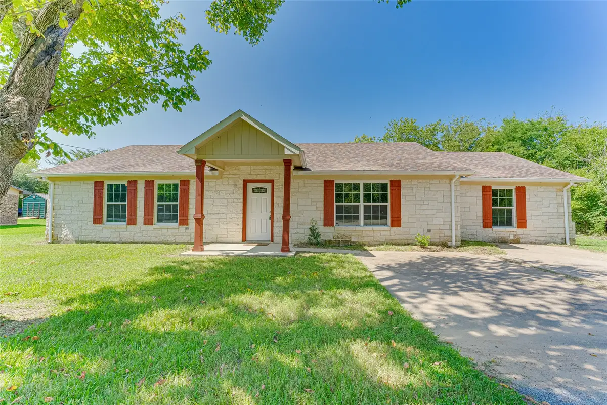 506 E Broadmore Avenue, Wills Point, TX 75169 - Image #1