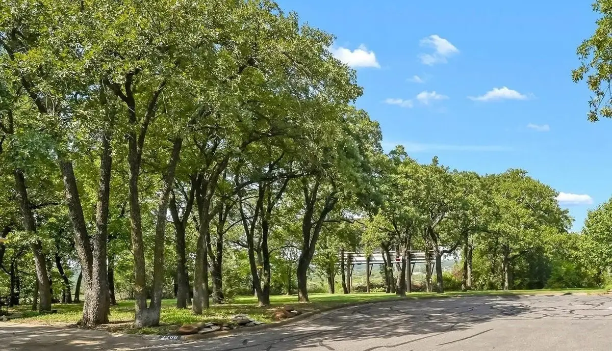 2210 Twin Elms Drive, Arlington, TX 76012 - Image #1