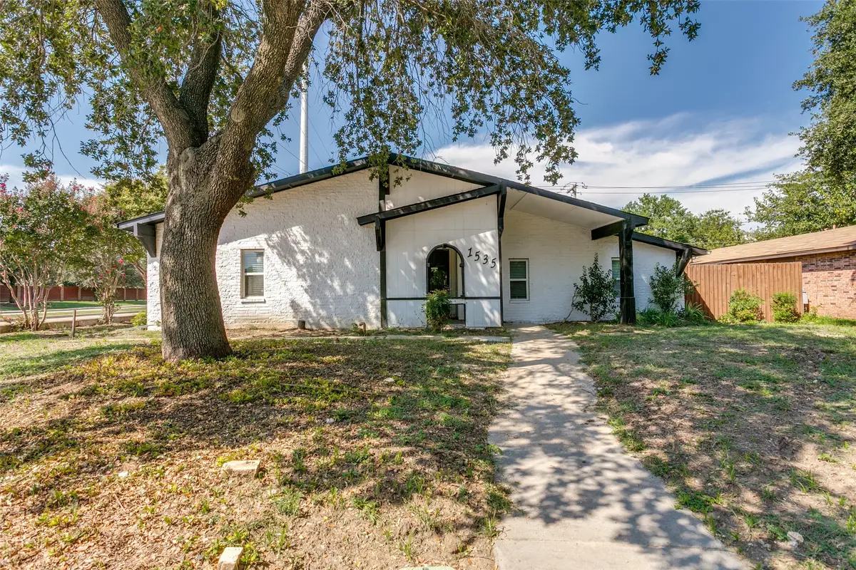 1535 Carnation Drive, Lewisville, TX 75067 - Image #1