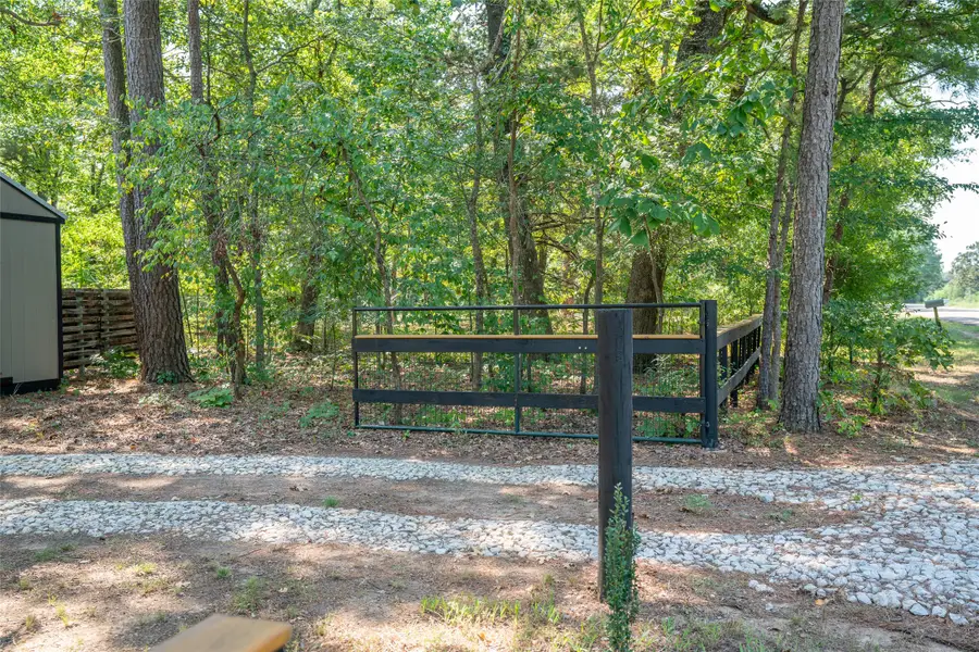 121 Cr 2201, Hooks, TX 75561 - Image #2