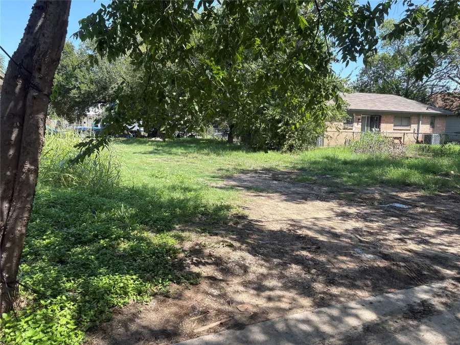 1838 Homeland, Dallas, TX 75212 - Image #2