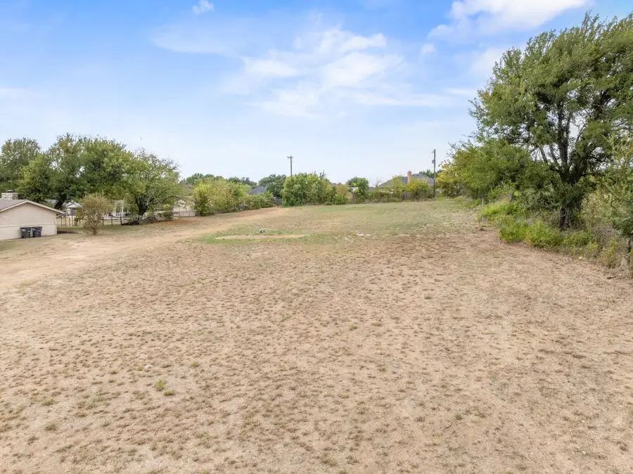 1835 N Main Street, Weatherford, TX 76085 - Image #2