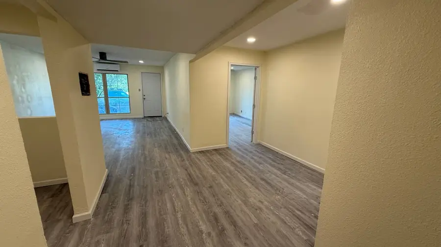 5065 Ridglea Lane #1009, Fort Worth, TX 76116 - Image #3