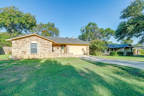 4516 Rector Avenue, Fort Worth, TX 76133