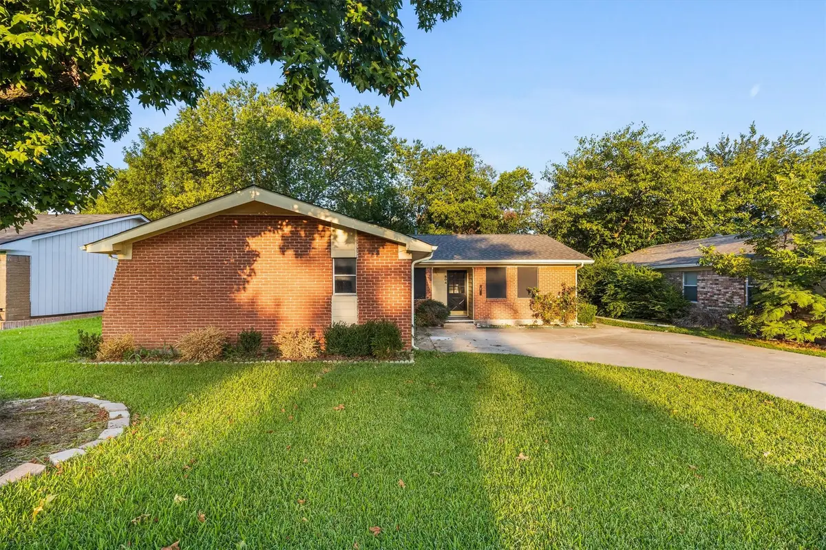 804 Memorial Drive, Wylie, TX 75098 - Image #1