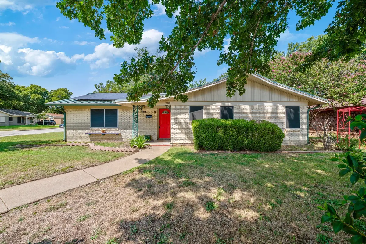 2108 Bettibart Street, Fort Worth, TX 76134 - Image #1