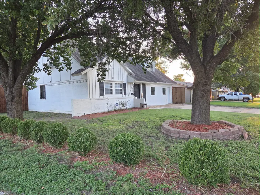 11350 Cactus Lane, Dallas, TX 75238 - Image #2