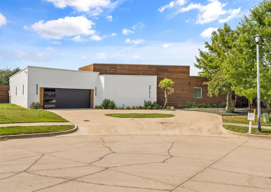 2171 Hogan Drive, Irving, TX 75038 - Image #2
