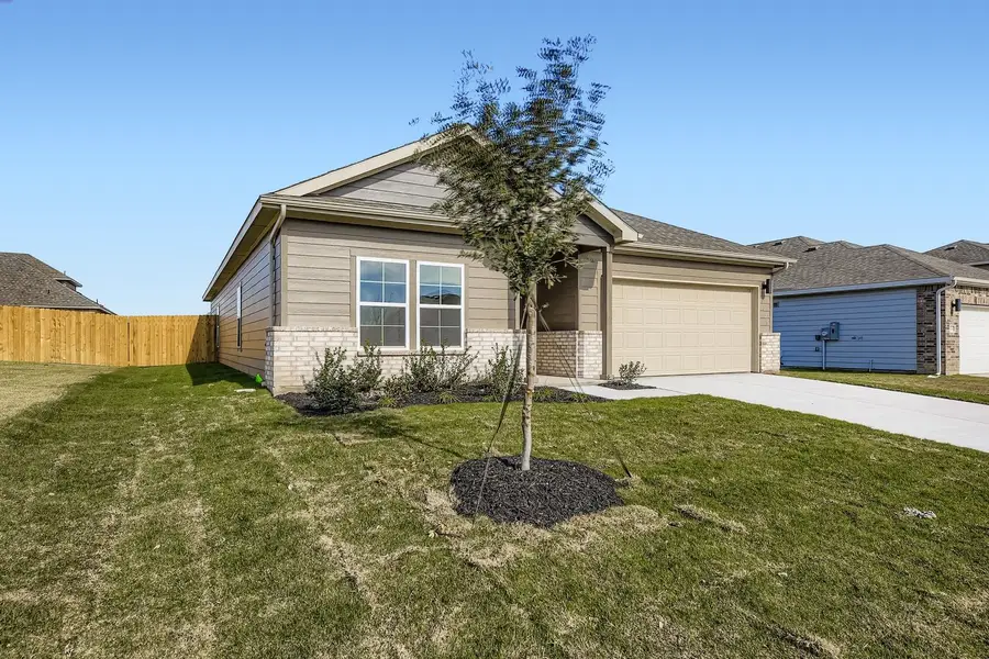 1025 Park Oak Lane, Crowley, TX 76036 - Image #2