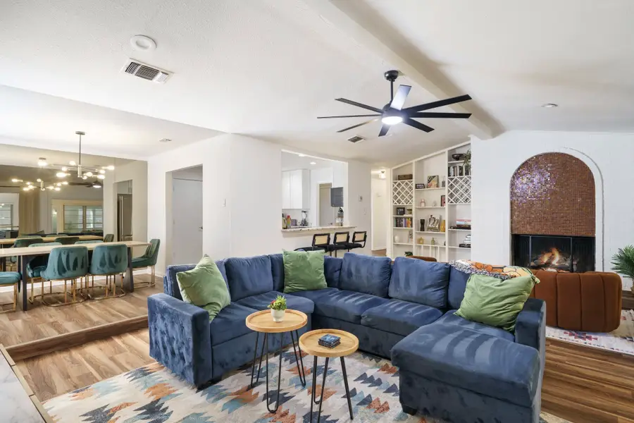 3508 Grande Bulevar, Irving, TX 75062 - Image #3