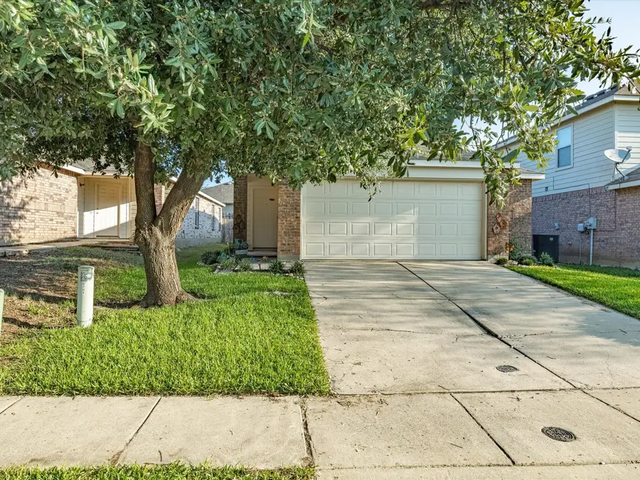 6701 Meadow Way Lane, Fort Worth, TX 76179 - Image #3