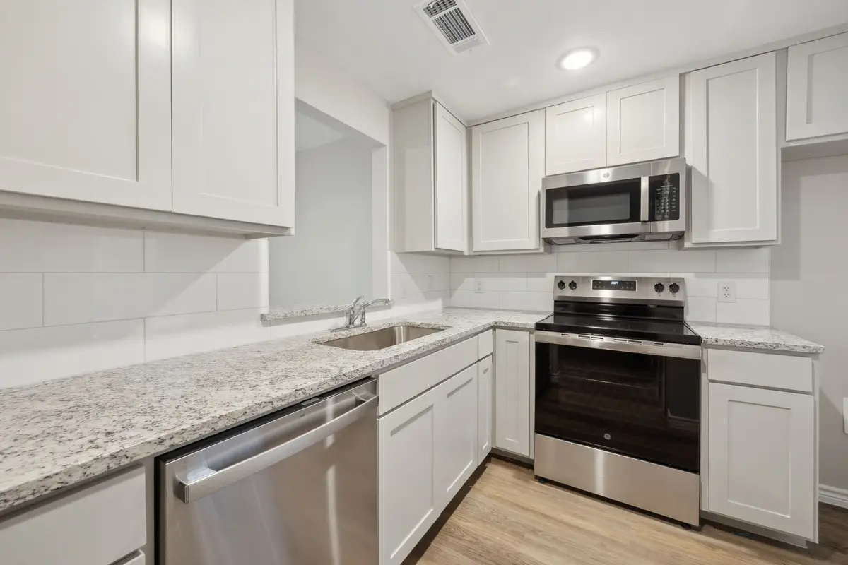 5325 Bent Tree Forest Drive #1103, Dallas, TX 75248 - Image #1