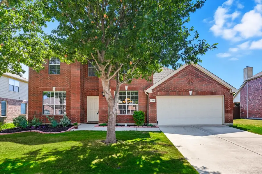 1209 Beau Jake Court, Fort Worth, TX 76052 - Image #2