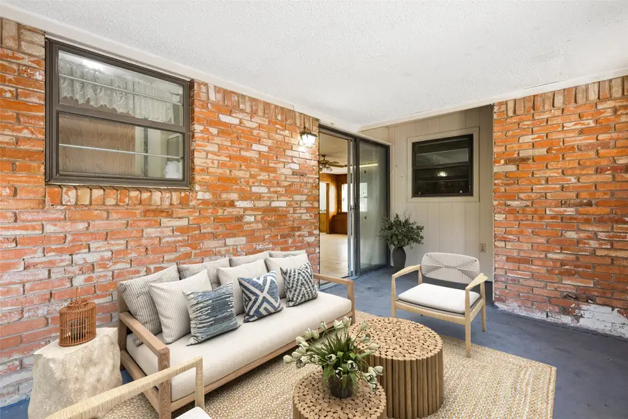 414 Briarwood Drive, Wylie, TX 75098 - Image #2