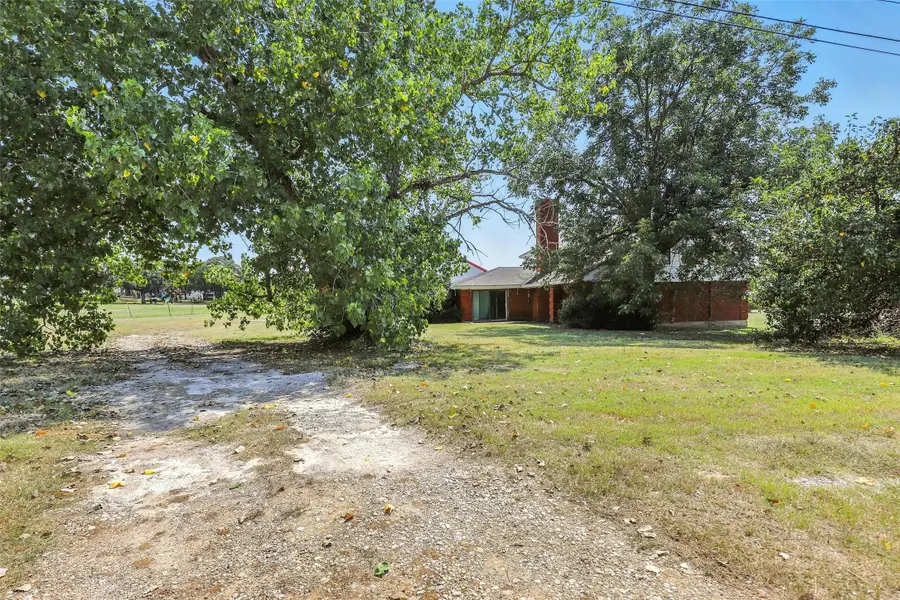 1820 Houston Road, Burleson, TX 76028 - Image #2