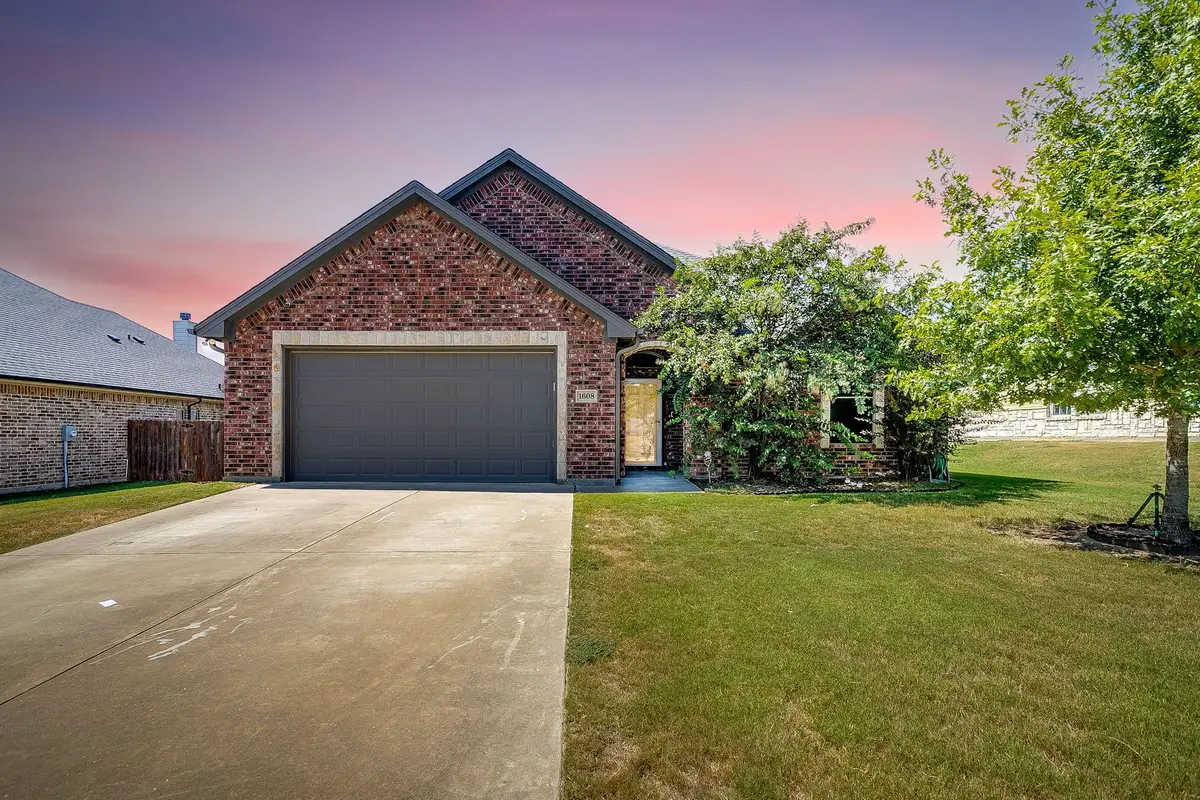 1608 Summercrest Drive, Cleburne, TX 76033 - Image #1