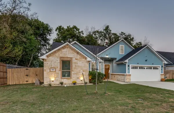 913 Cope Street, Mansfield, TX 76065