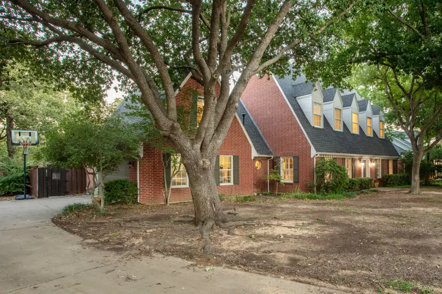 3109 Forrestridge Drive, Denton, TX 76205 - Image #3