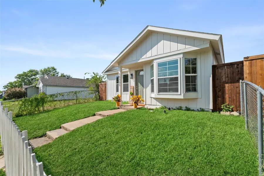 10331 Waterbury Drive, Dallas, TX 75217 - Image #3