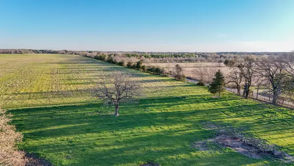 000 Cr 2245, Ivanhoe, TX 75447