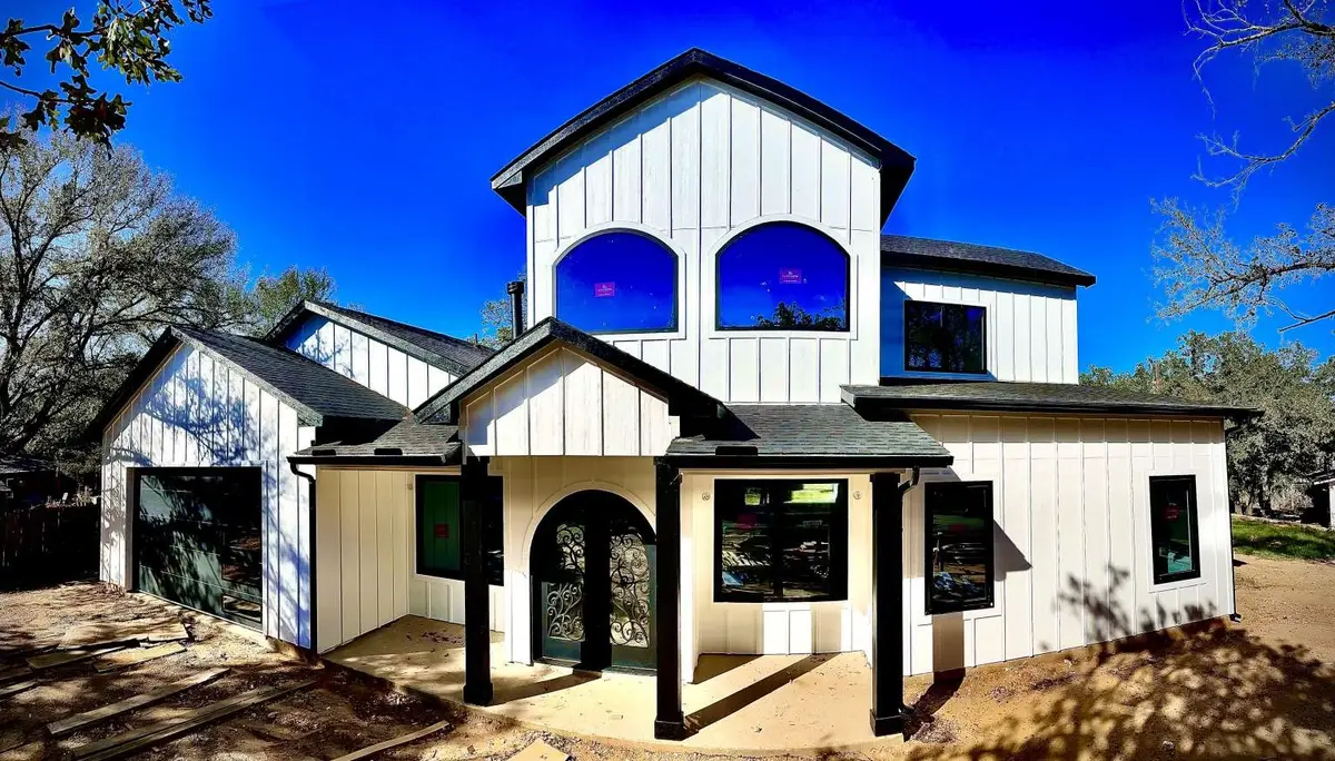 9116 Cherokee Trail, Flower Mound, TX 75022 - Image #1