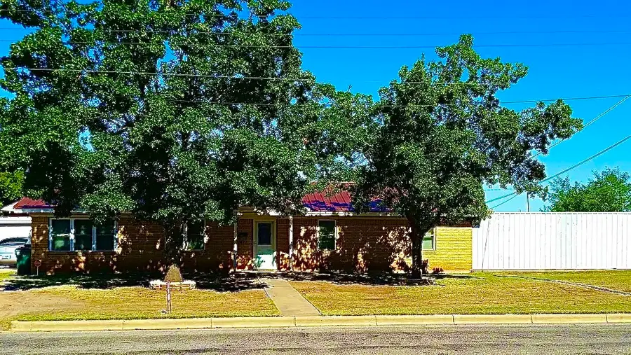 1326 E Texas Street, Vernon, TX 76384 - Image #2