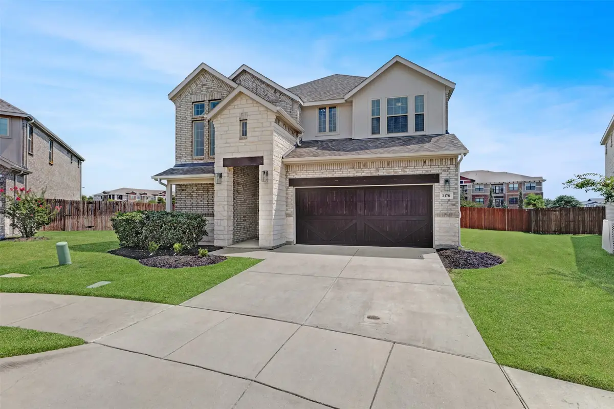 2176 Spencer Lane, Carrollton, TX 75010 - Image #1