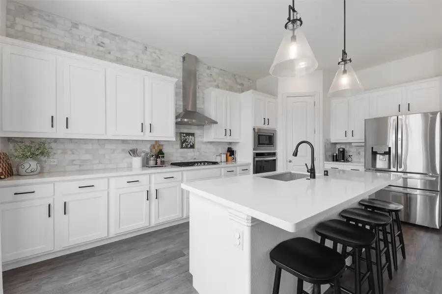 2176 Spencer Lane, Carrollton, TX 75010 - Image #2