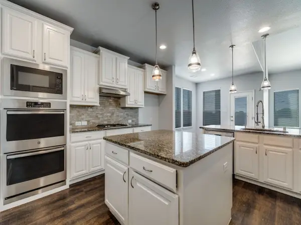 2523 Linwood Drive, Mansfield, TX 76084