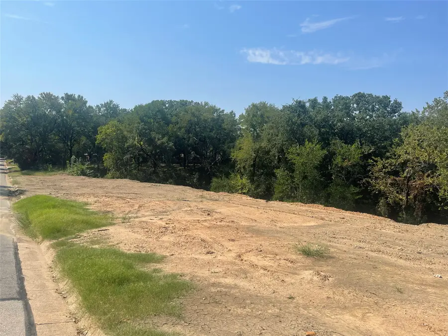 2724 Sunrise Drive, Arlington, TX 76006 - Image #3