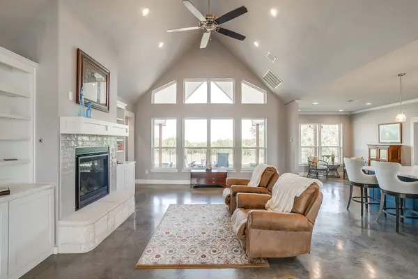 11783 W Fm 4, Godley, TX 76044