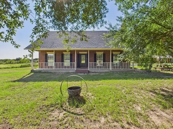 11786 County Road 1200, Malakoff, TX 75148