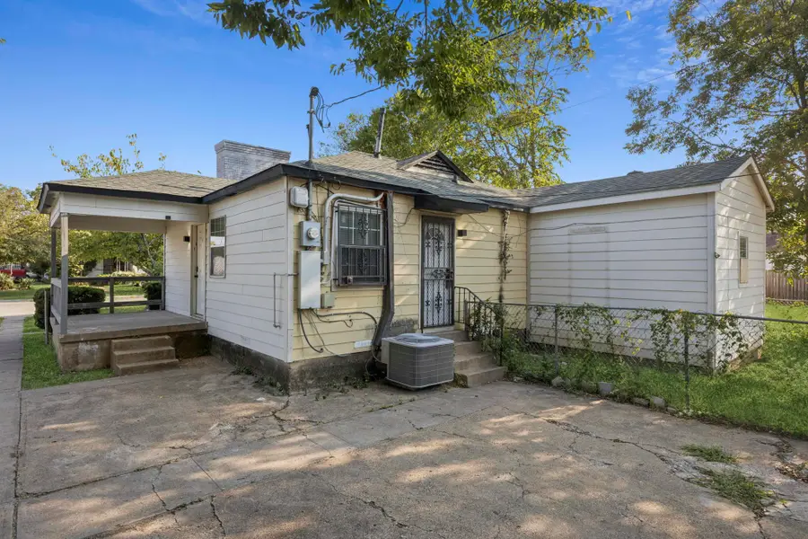 3228 Emmett Street, Dallas, TX 75211 - Image #2