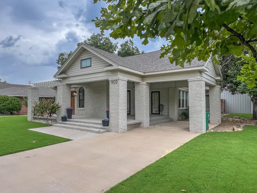 902 W Elm Street, Olney, TX 76374 - Image #3