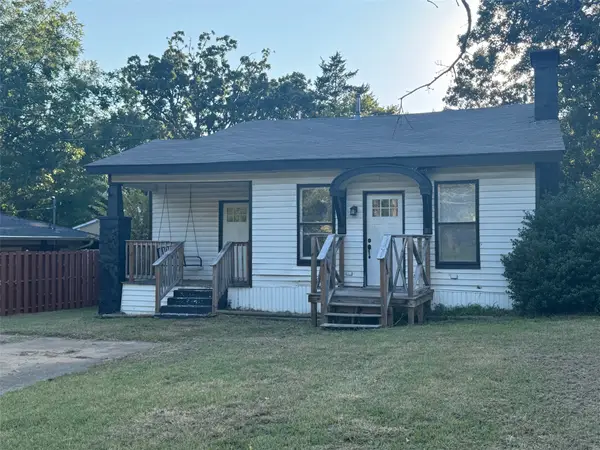 1705 Woodlawn Boulevard, Denison, TX 75020