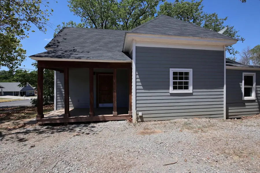 315 E Hull Street, Denison, TX 75021 - Image #3