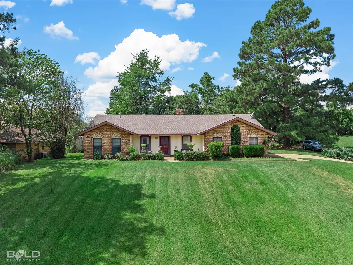 202 Espanita Boulevard, Haughton, LA 71037 - Image #1